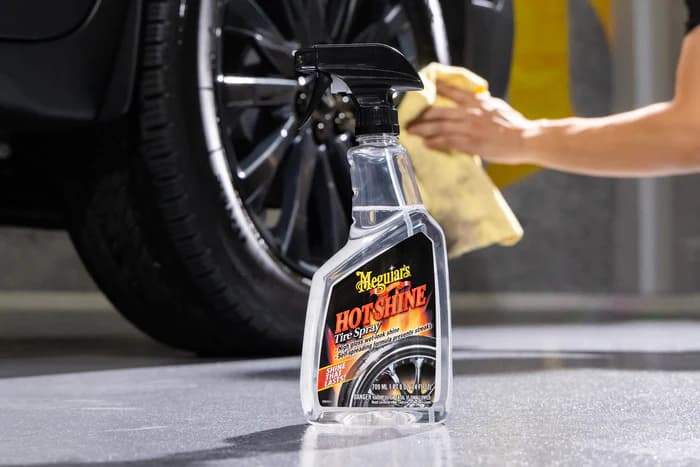 Hot Shine Brillo para Llantas 710ml